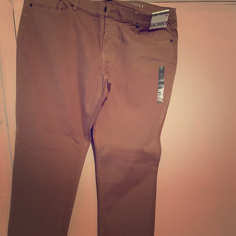 Khaki New York & Company skinny jeans!!!!
